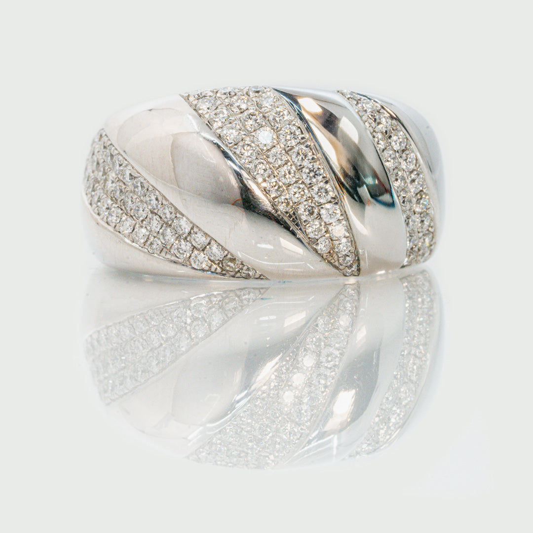 18 carat white gold diamond twist dress ring