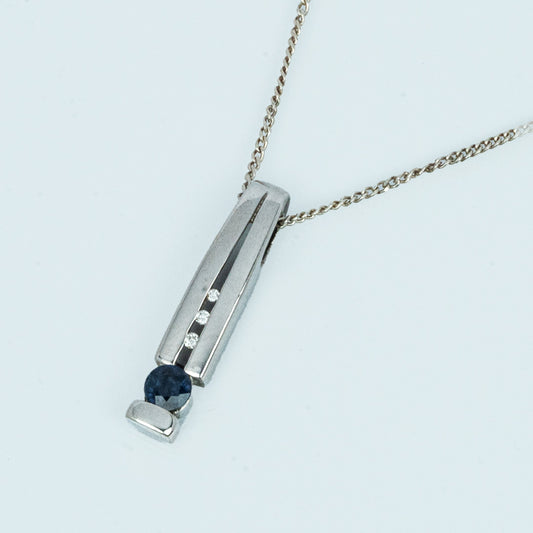 18 carat white gold sapphire and diamond bar pendant