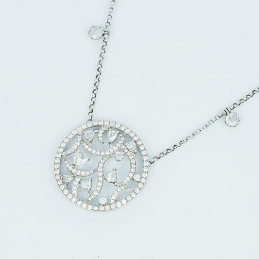 18 carat white gold diamond circle pendant